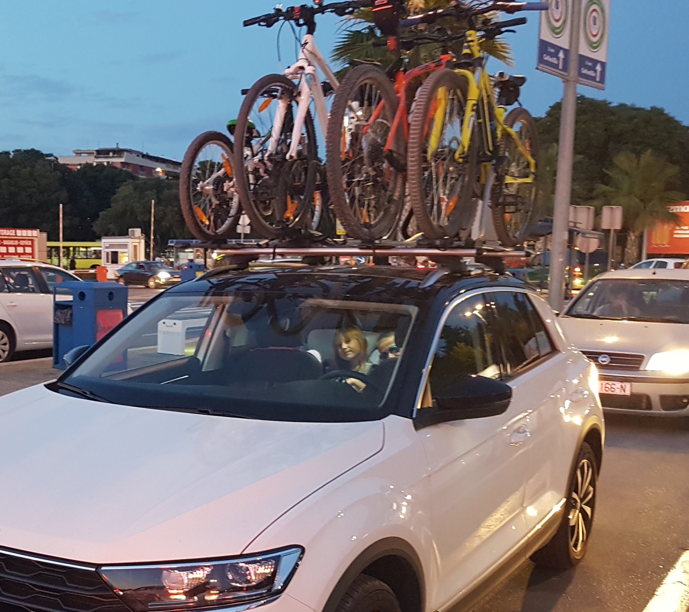 Bike rack  Volkswagen T-Roc Forum